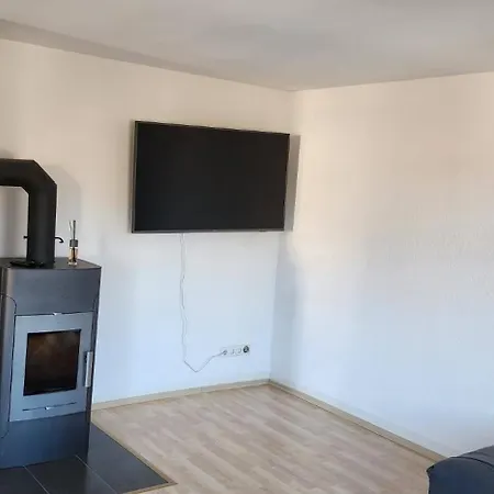 Apartment Gemuetliche 3 *